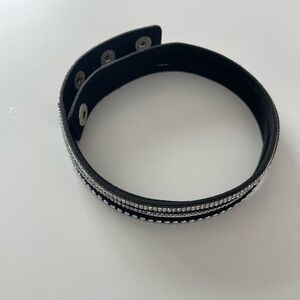 Vintage velvet fabric bracelet